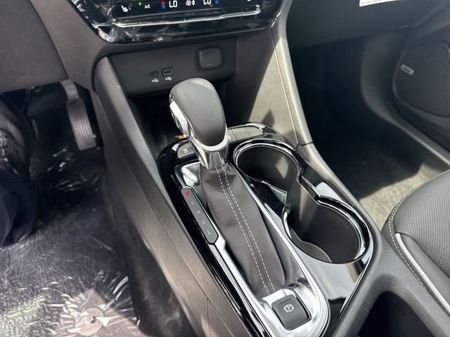 Buick Encore GX Vehicle Full-screen Gallery Image 19