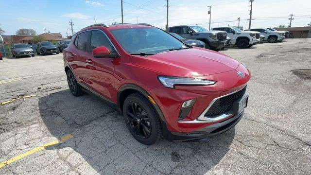 Buick Encore GX Vehicle Full-screen Gallery Image 02