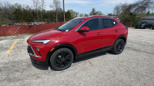 Buick Encore GX Vehicle Full-screen Gallery Image 04