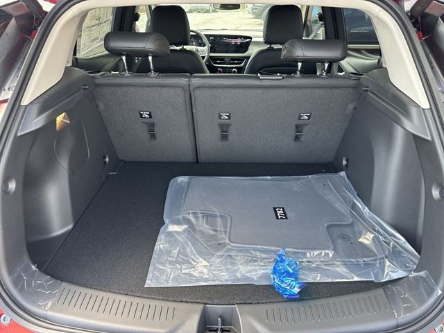 Buick Encore GX Vehicle Full-screen Gallery Image 22