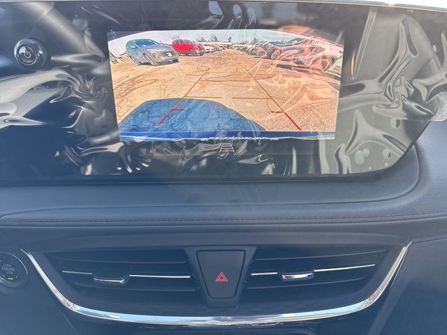 Buick Encore GX Vehicle Full-screen Gallery Image 17