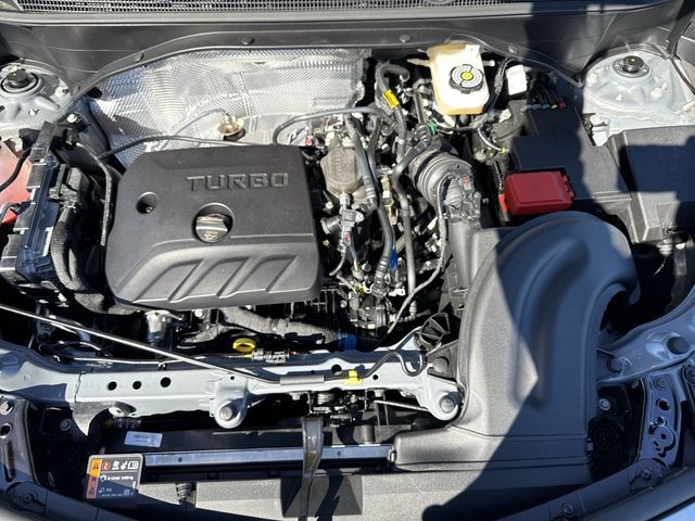 Buick Encore GX Vehicle Full-screen Gallery Image 24