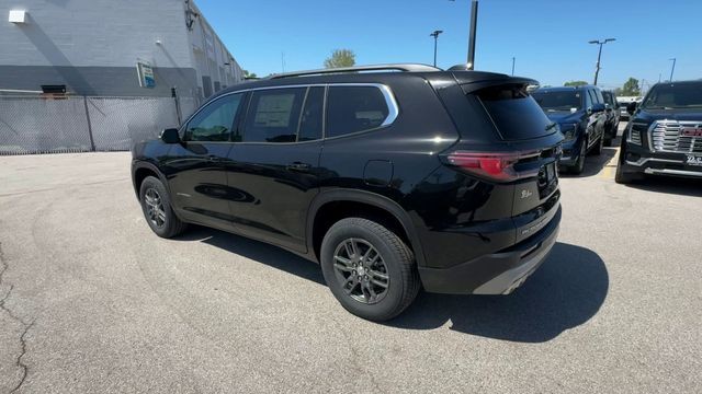 GMC Acadia Vehicle Full-screen Gallery Image 06