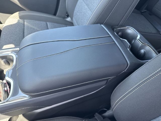 GMC Acadia Vehicle Full-screen Gallery Image 21