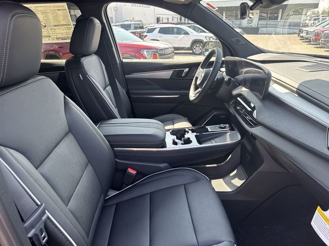 Buick Enclave Vehicle Full-screen Gallery Image 25