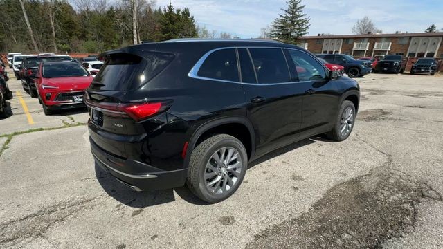 Buick Enclave Vehicle Full-screen Gallery Image 08