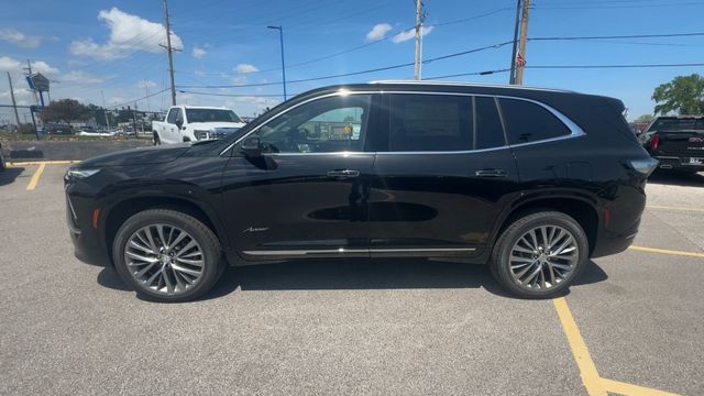 Buick Enclave Vehicle Full-screen Gallery Image 05