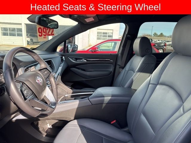 Buick Enclave Vehicle Full-screen Gallery Image 10