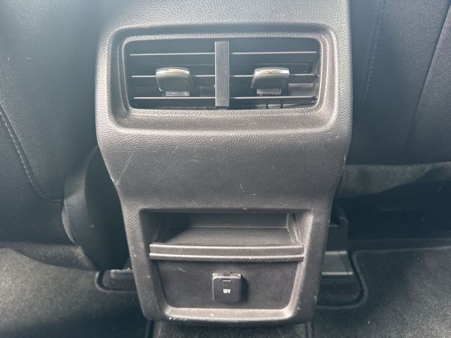 Ford Edge Vehicle Full-screen Gallery Image 24