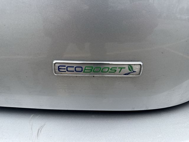 Ford Edge Vehicle Full-screen Gallery Image 34