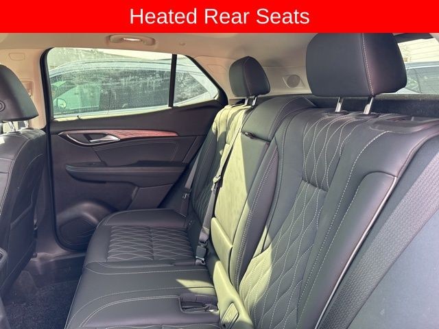 Buick Envision Vehicle Full-screen Gallery Image 06