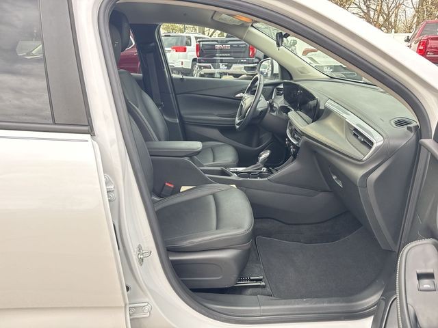Buick Encore GX Vehicle Full-screen Gallery Image 27
