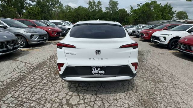 Buick Envista Vehicle Full-screen Gallery Image 07