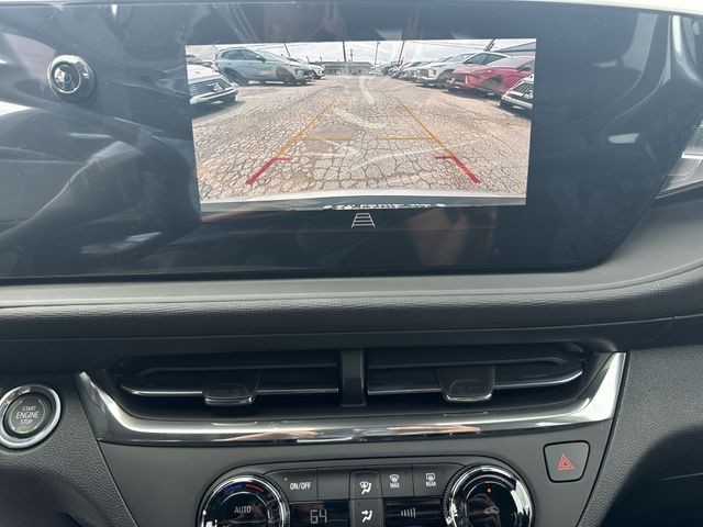 Buick Envista Vehicle Full-screen Gallery Image 17