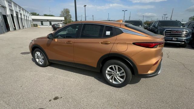 Buick Envista Vehicle Full-screen Gallery Image 06