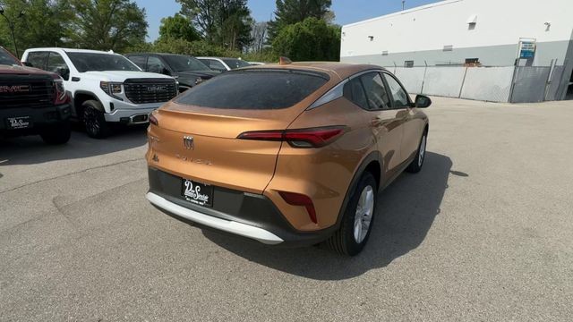 Buick Envista Vehicle Full-screen Gallery Image 08