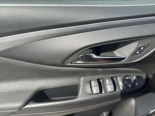 Buick Envista Vehicle Full-screen Gallery Image 13