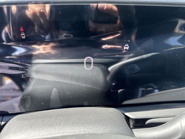 Buick Envista Vehicle Full-screen Gallery Image 15