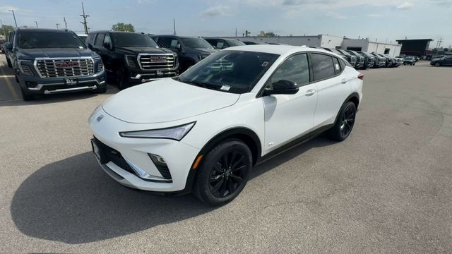 Buick Envista Vehicle Full-screen Gallery Image 04