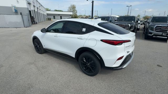 Buick Envista Vehicle Full-screen Gallery Image 06