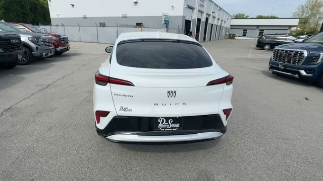 Buick Envista Vehicle Full-screen Gallery Image 07