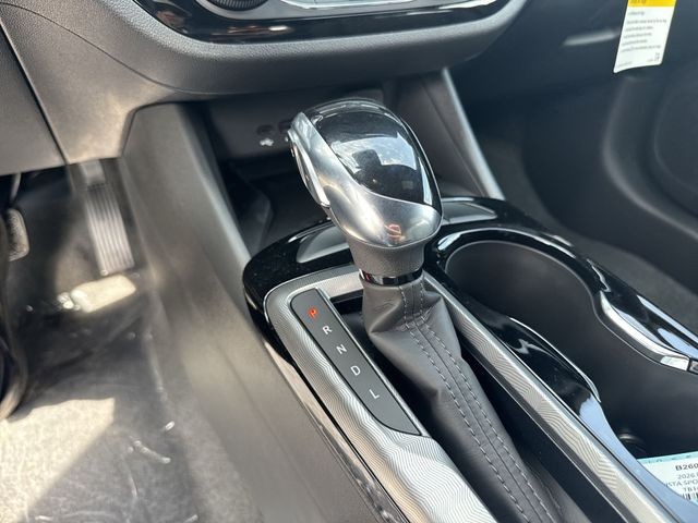 Buick Envista Vehicle Full-screen Gallery Image 19