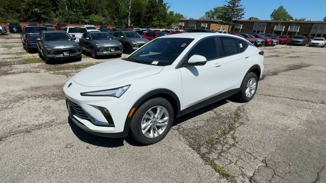 Buick Envista Vehicle Full-screen Gallery Image 04