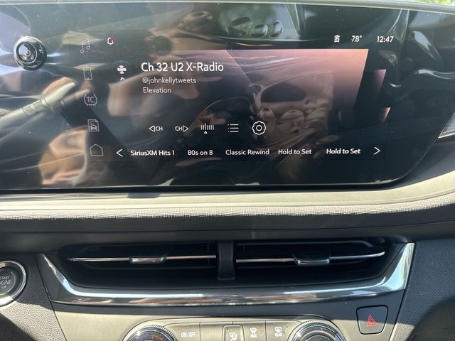 Buick Envista Vehicle Full-screen Gallery Image 16