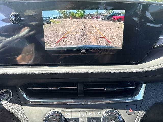 Buick Envista Vehicle Full-screen Gallery Image 17