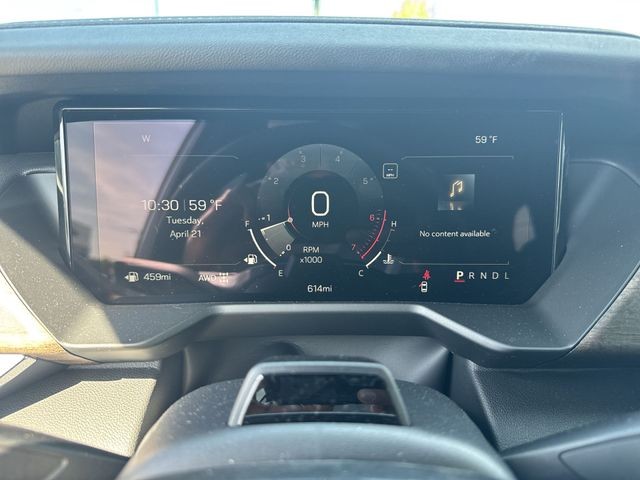 GMC Acadia Vehicle Full-screen Gallery Image 15