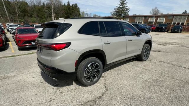 Buick Enclave Vehicle Full-screen Gallery Image 08