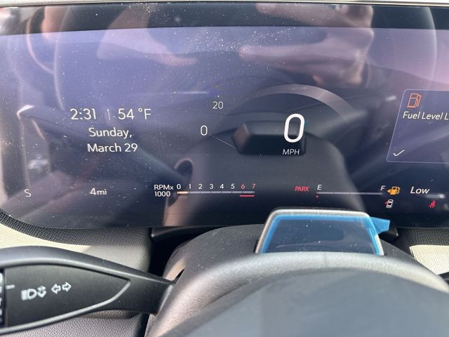 Buick Enclave Vehicle Full-screen Gallery Image 15