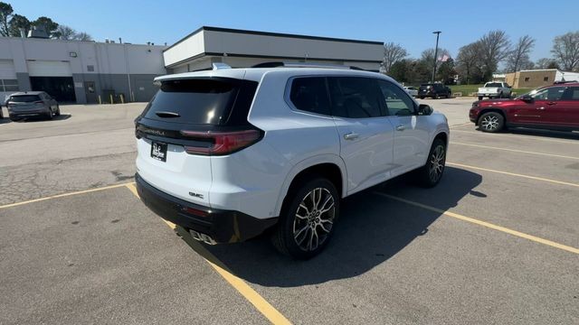 GMC Acadia Vehicle Full-screen Gallery Image 08