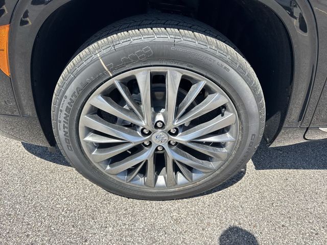 Buick Enclave Vehicle Full-screen Gallery Image 10