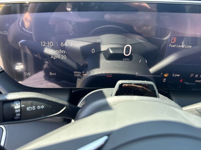 Buick Enclave Vehicle Full-screen Gallery Image 15