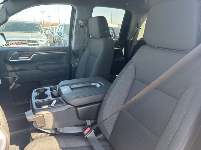 GMC Sierra 1500 Vehicle Full-screen Gallery Image 11