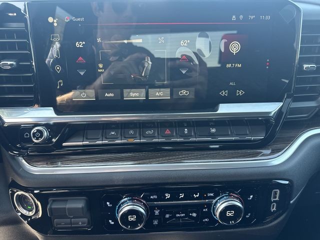 GMC Sierra 1500 Vehicle Full-screen Gallery Image 19