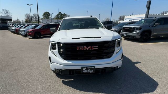 GMC Sierra 1500 Vehicle Full-screen Gallery Image 03