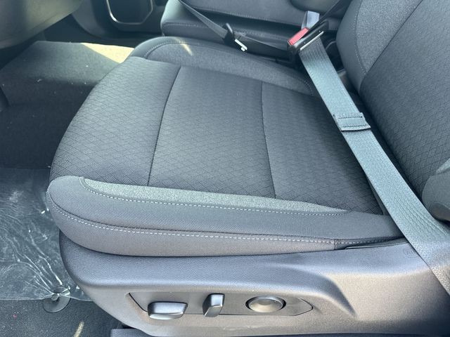 GMC Sierra 1500 Vehicle Full-screen Gallery Image 12