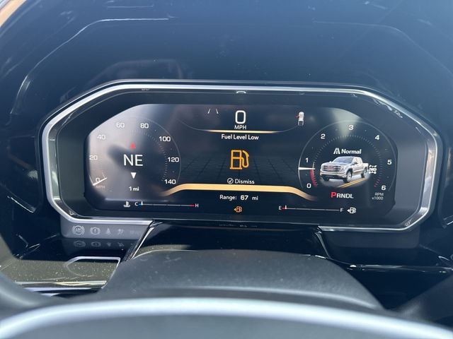 GMC Sierra 1500 Vehicle Full-screen Gallery Image 15