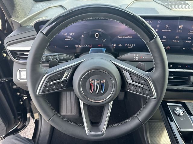 Buick Enclave Vehicle Full-screen Gallery Image 14