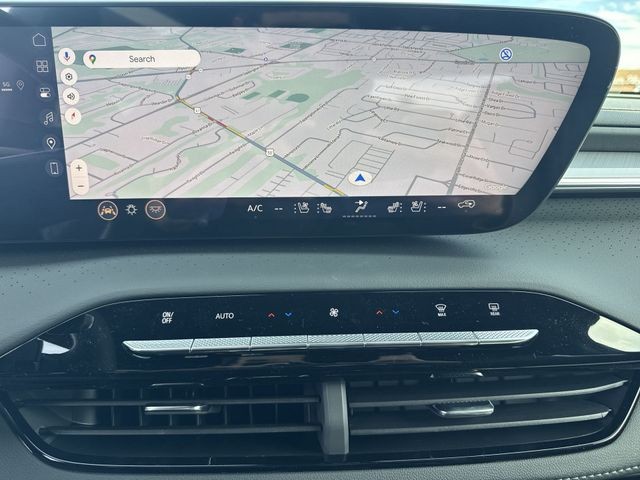 Buick Enclave Vehicle Full-screen Gallery Image 18