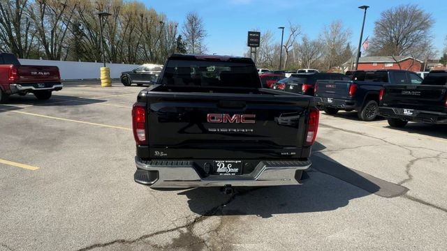 GMC Sierra 1500 Vehicle Full-screen Gallery Image 09