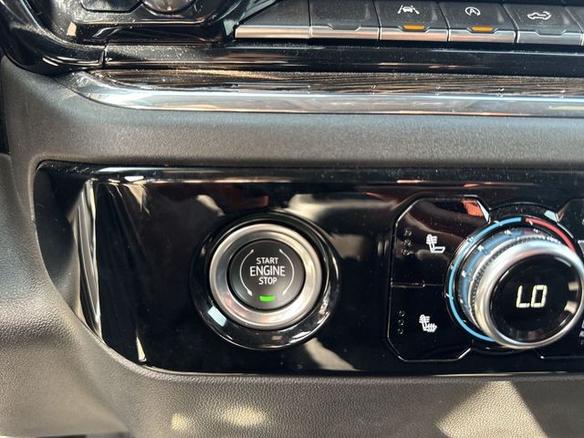 GMC Sierra 1500 Vehicle Full-screen Gallery Image 20
