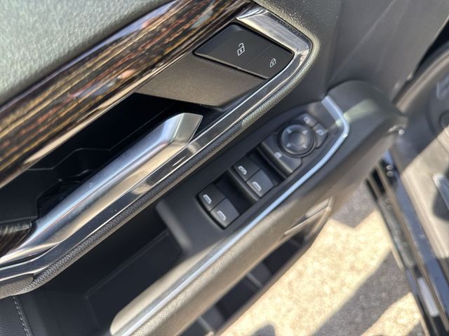 GMC Sierra 1500 Vehicle Full-screen Gallery Image 26