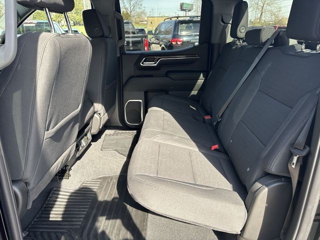 GMC Sierra 1500 Vehicle Full-screen Gallery Image 27