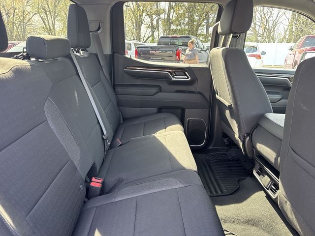 GMC Sierra 1500 Vehicle Full-screen Gallery Image 29