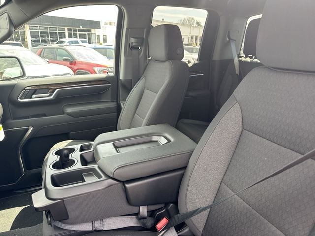 GMC Sierra 1500 Vehicle Full-screen Gallery Image 11