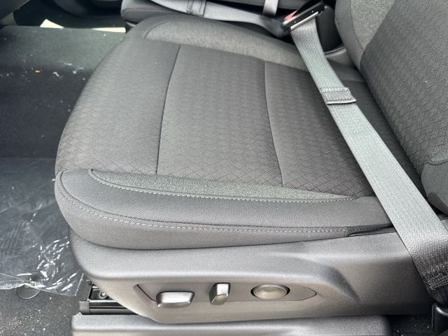 GMC Sierra 1500 Vehicle Full-screen Gallery Image 12