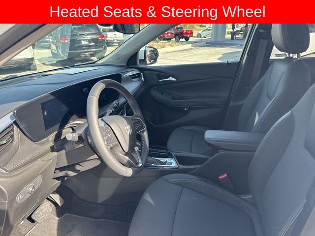 Buick Encore GX Vehicle Full-screen Gallery Image 10